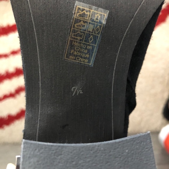 Sam Edelman Leonia Buckle Black Suede Bootie - Picture 14 of 15